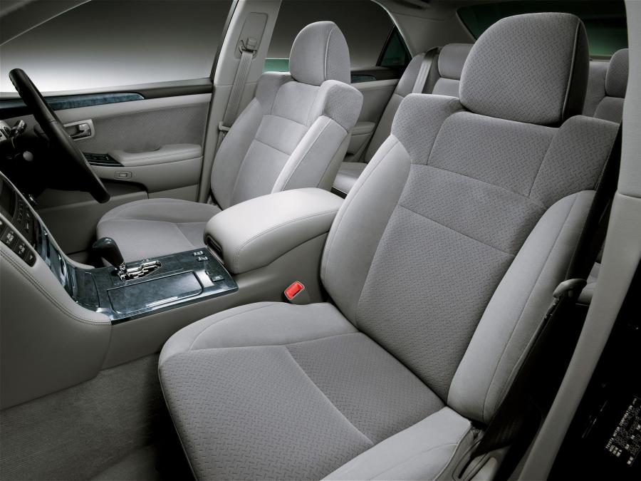  Toyota Crown Athlete 2003 года  (фото 10 из 15)